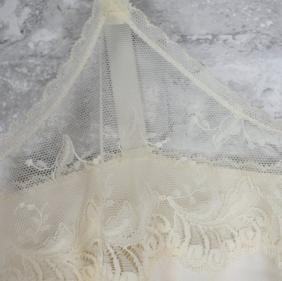 Vintage small white lingerie wedding one piece - Picture 5 of 7